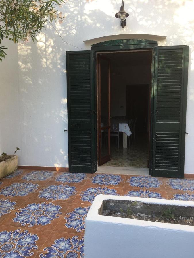 Baia Verde Villetta Via Delle Mimose 加利波利 外观 照片